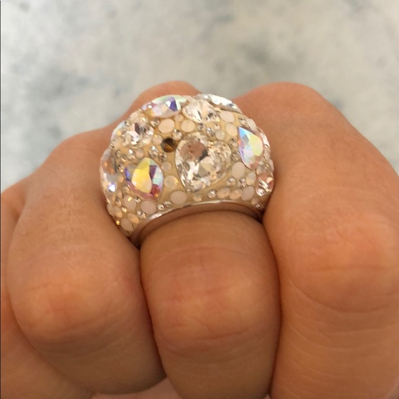 Swarovski Cinderella ring!! - Picture 5 of 8
